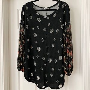 Oversized Distressed Top/Tunic